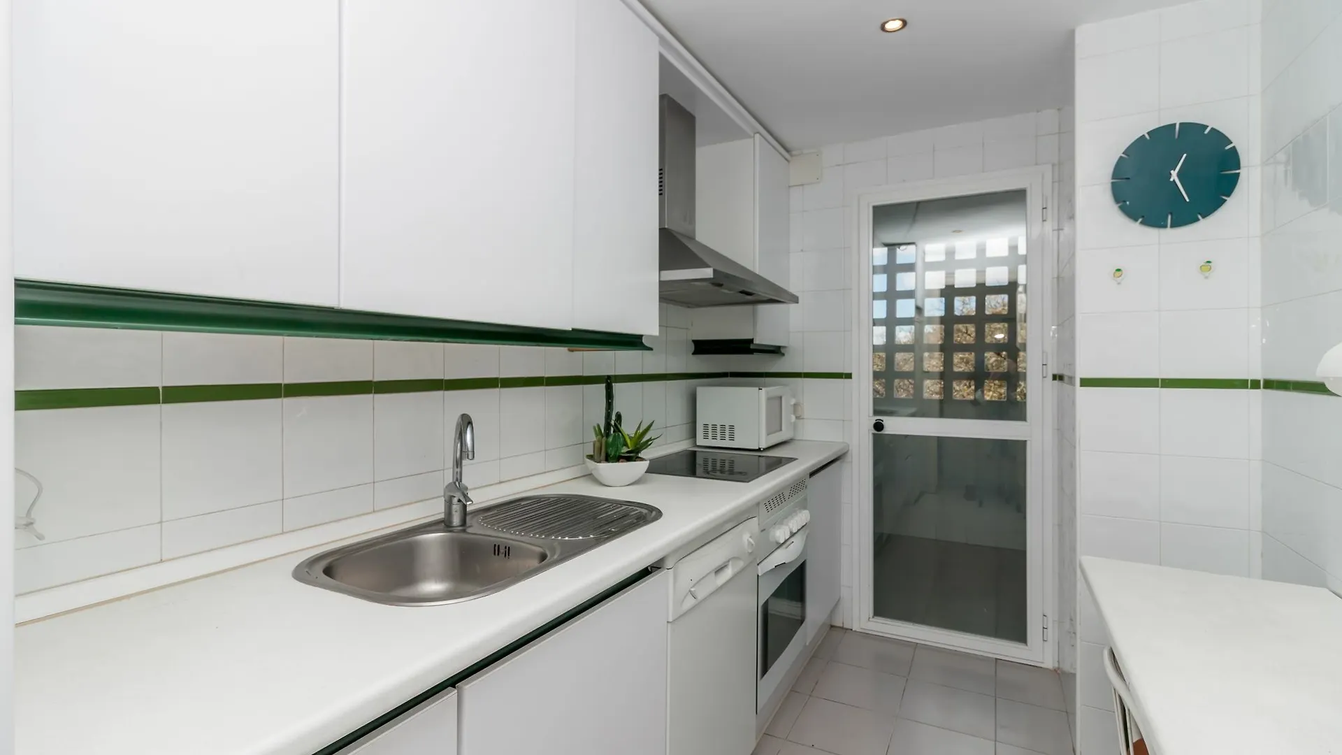 Duplex Azalea Golden Mile Marbella Canovas Spain