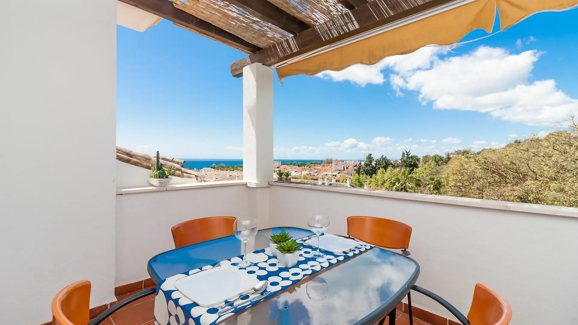 Duplex Azalea Golden Mile Marbella Canovas 0*,