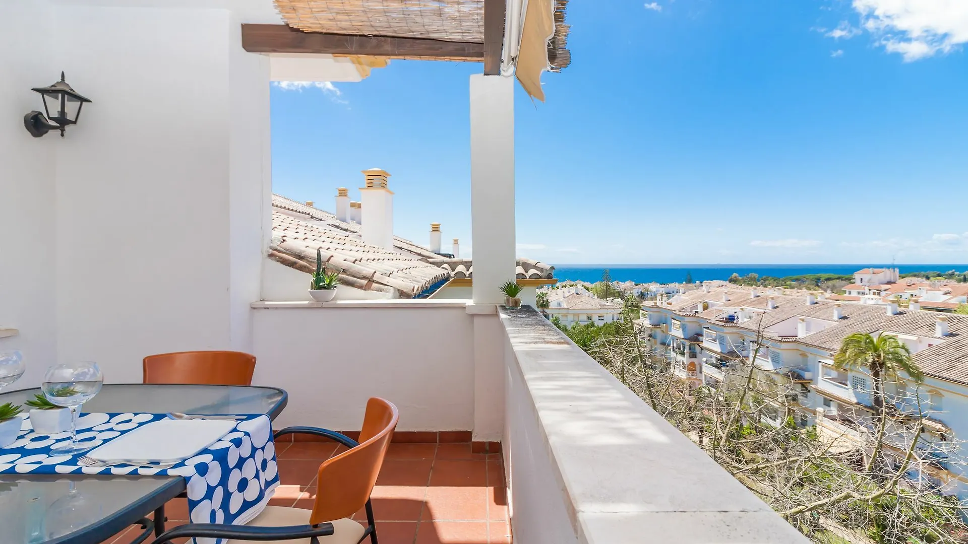 Duplex Azalea Golden Mile Marbella Canovas