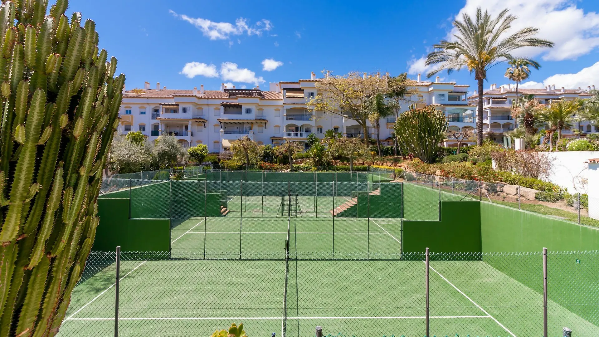 Apartment Duplex Azalea Golden Mile Marbella Canovas
